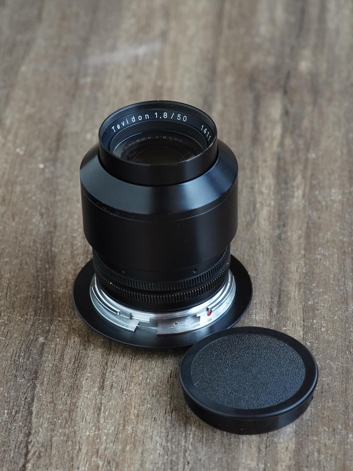Carl Zeiss Jena Tevidon 50mm f/1.8 №1411 Sony E-mount APS-C Triangular Bokeh - Image 9