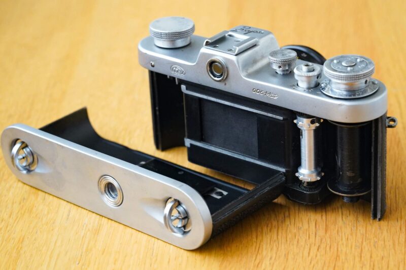 film scale camera FED-Zarya (dawn) №0051432 with Lanthanum coated optics