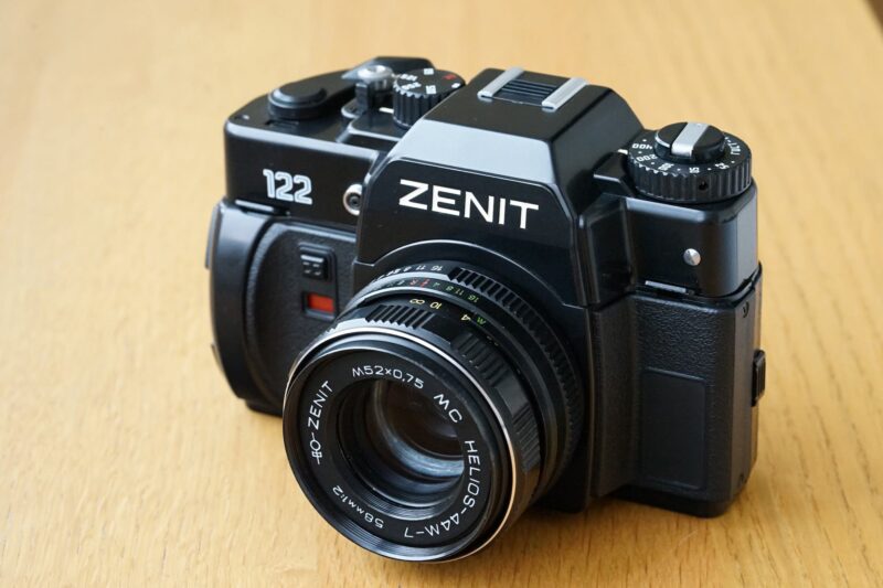 35mm film camera Zenit-122 lens MC Helios-44m-7 93047978