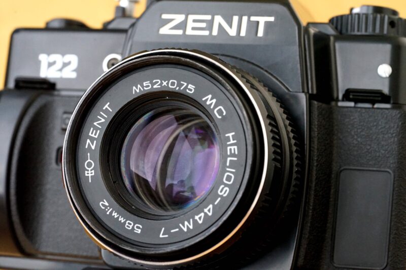 35mm film camera Zenit-122 lens MC Helios-44m-7 93047978