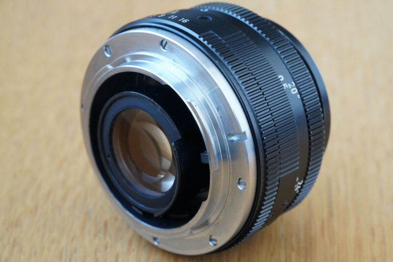 SUMMICRON-R 50mm f/2. Store and workshop URALSELLER.