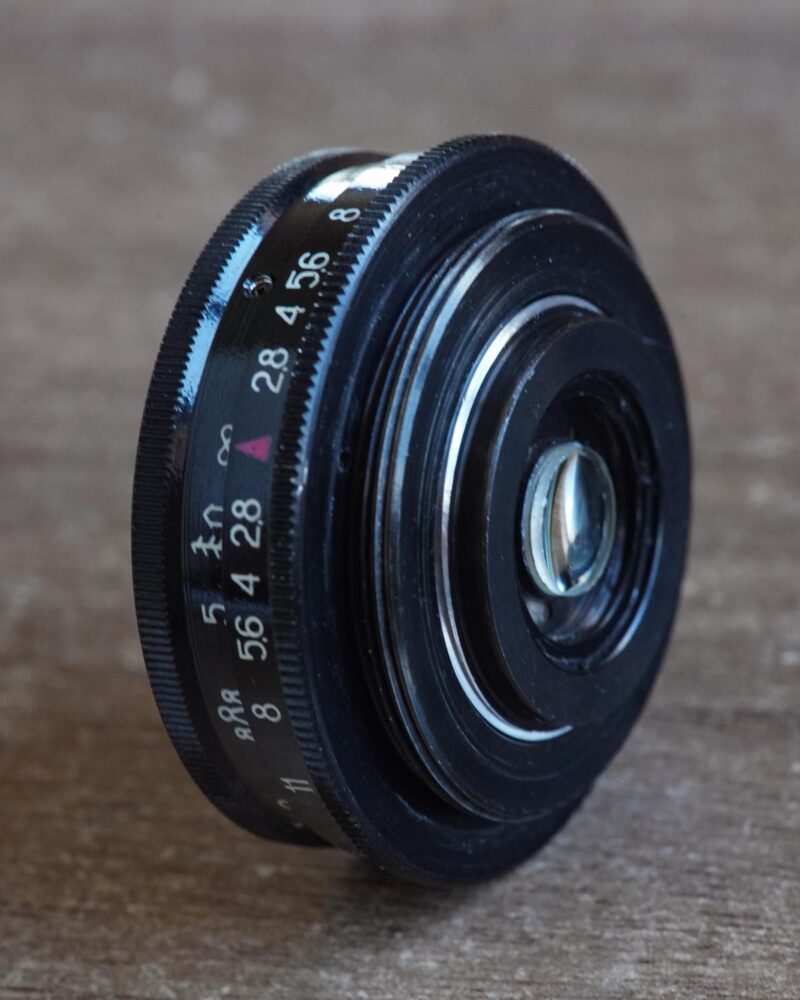 Industar-69 28mm f/2.8 M39