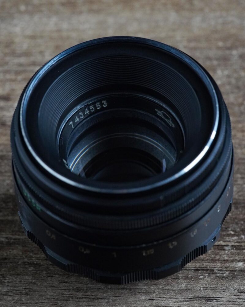 KMZ Helios 44-2 58mm f/2 M42 SLR