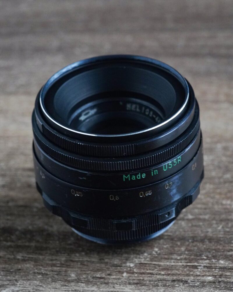 KMZ Helios 44-2 58mm f/2 M42 SLR