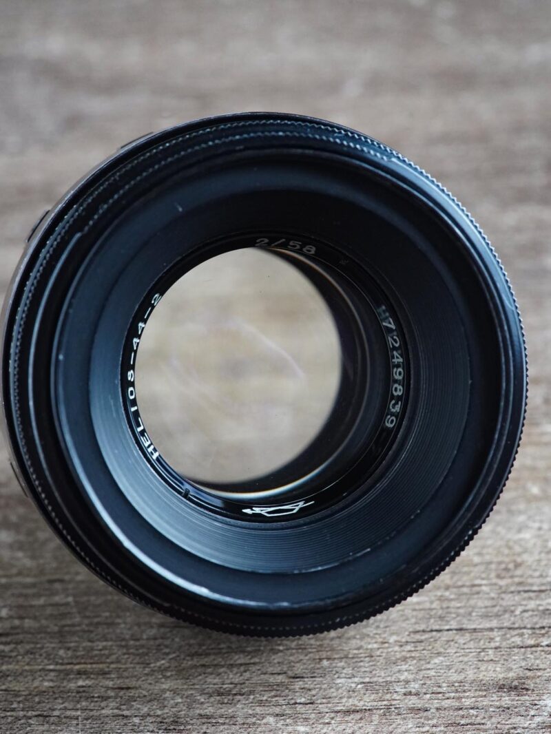 KMZ Helios 44-2 58mm f/2 M42 SLR