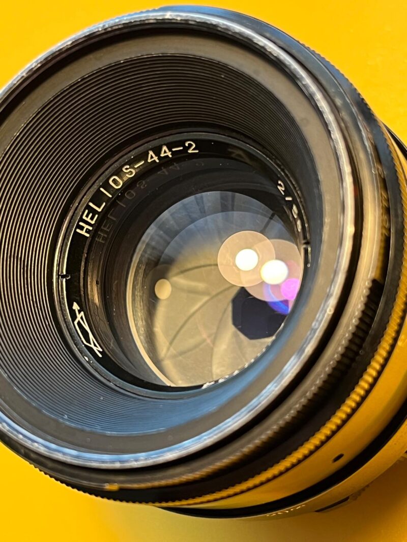 KMZ Helios 44-2 M42 58mm f/2