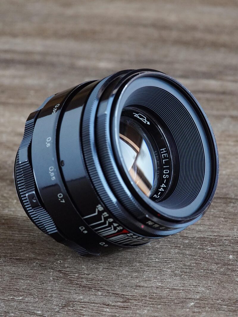 black lacquer KMZ Helios 44-2 M42 58mm f/2 №0709963 - Image 2