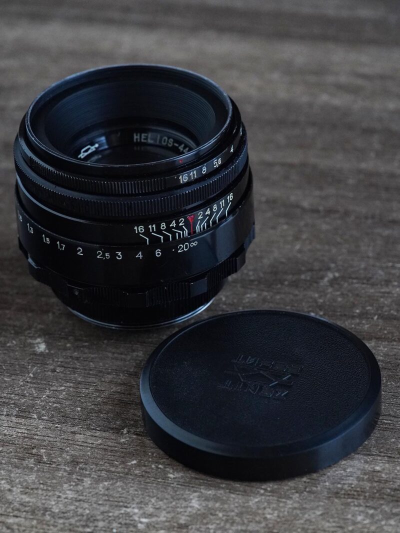 black lacquer KMZ Helios 44-2 M42 58mm f/2 №7017914 - Image 7