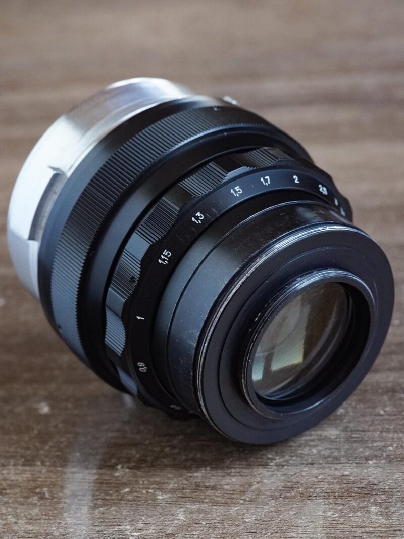 KMZ Helios 40-2 85mm f/1.5 №731749 M42 - Image 3