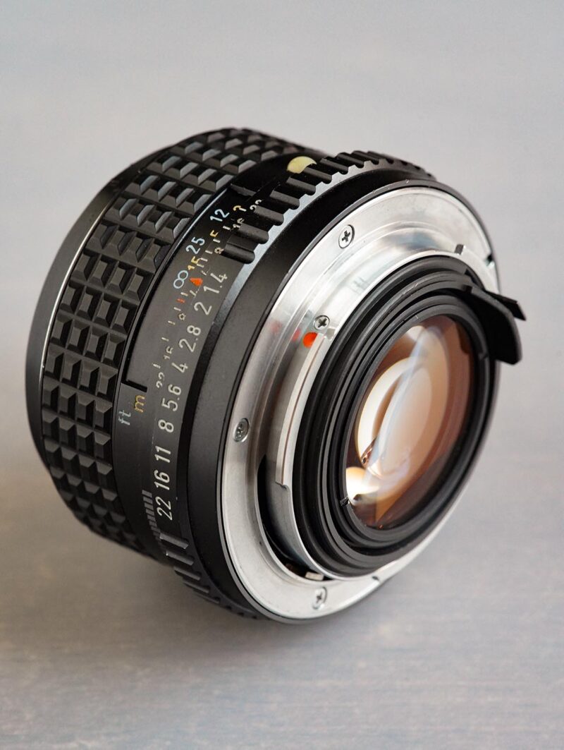 SMC Pentax 50mm f/1.4 Pentax-mount SLR №2493016 - Image 4