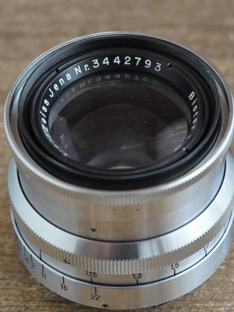 Biotar red "T" Carl Zeiss Jena 58mm f/2 №3442793 17-blades Exakta-mount heavy version - Image 3