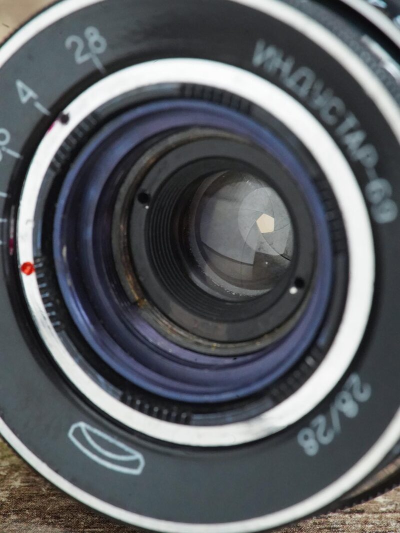 Industar-69 28mm f/2.8 M39/L39 - Image 3