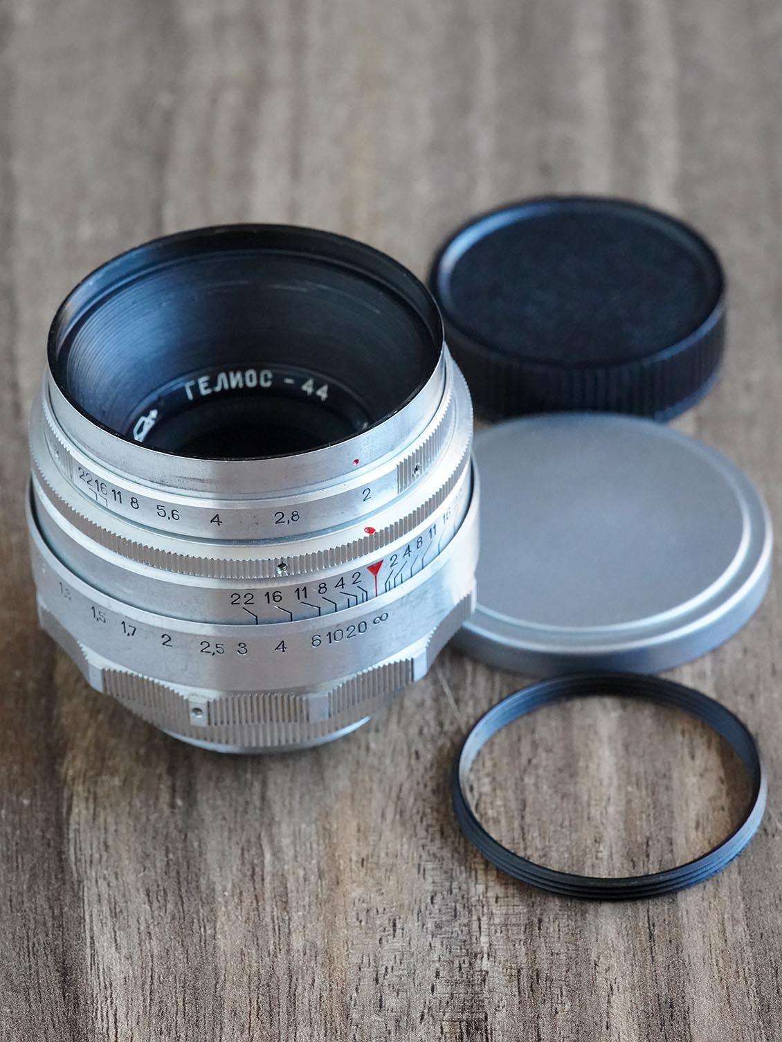 KMZ Long Nose Helios-44 58mm f/2 №0000577 M39 SLR 13-blades red "P" - Image 4