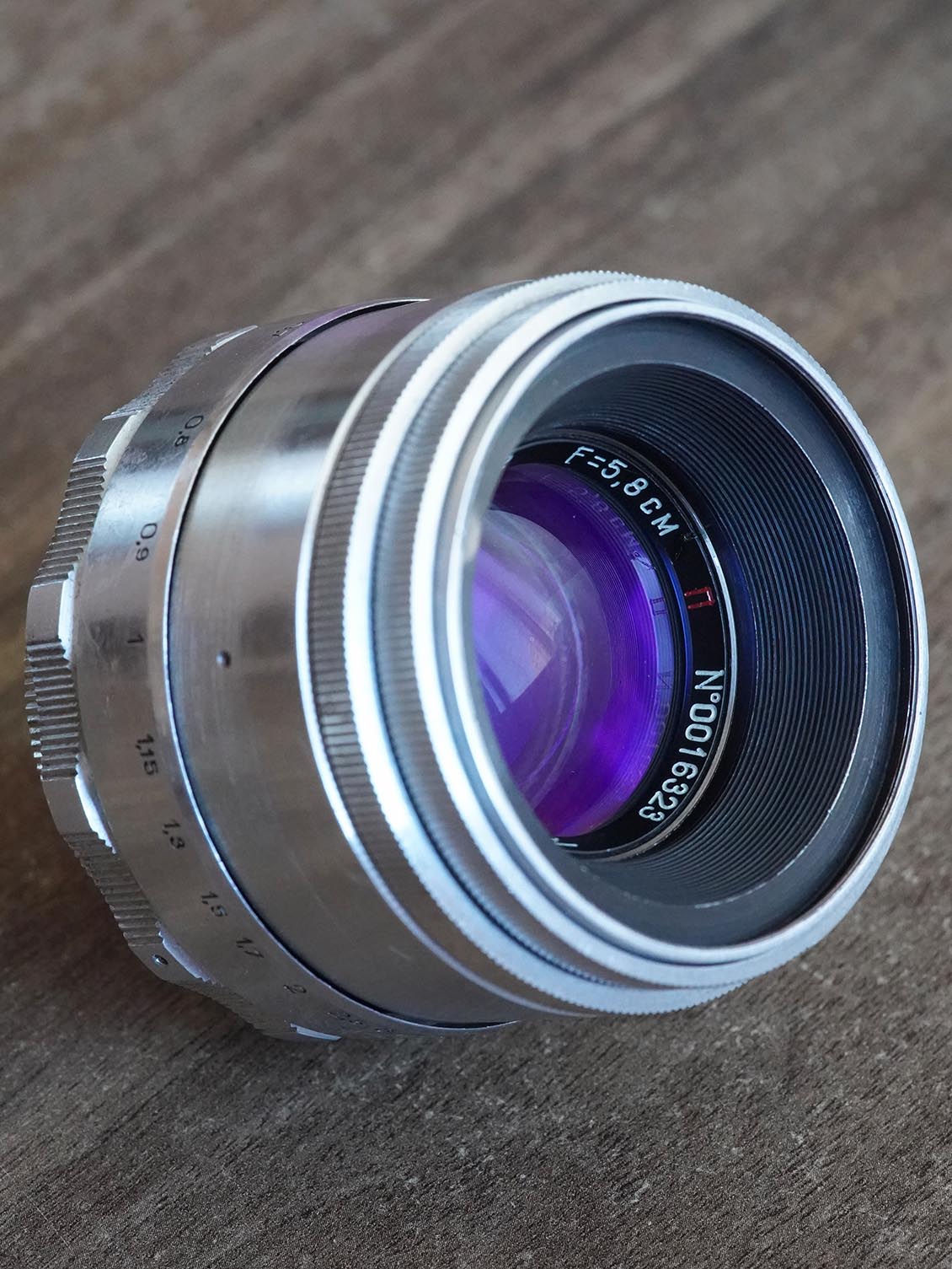 KMZ Helios-44 58mm f/2 №0016323 M39/M42 SLR 13-blades red "P" - Image 2