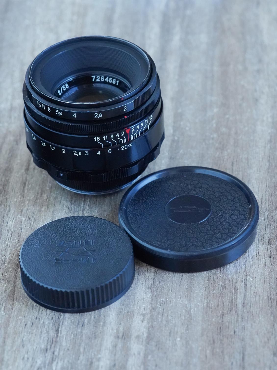 KMZ Black Lacquer 13-blades Helios 44-2 Amber coating 2/58mm №7264661 - Image 11