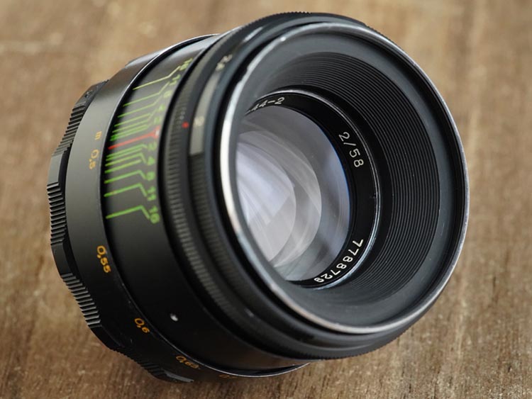 Petzval style Helios 44-2 2/58mm №7788729 M42