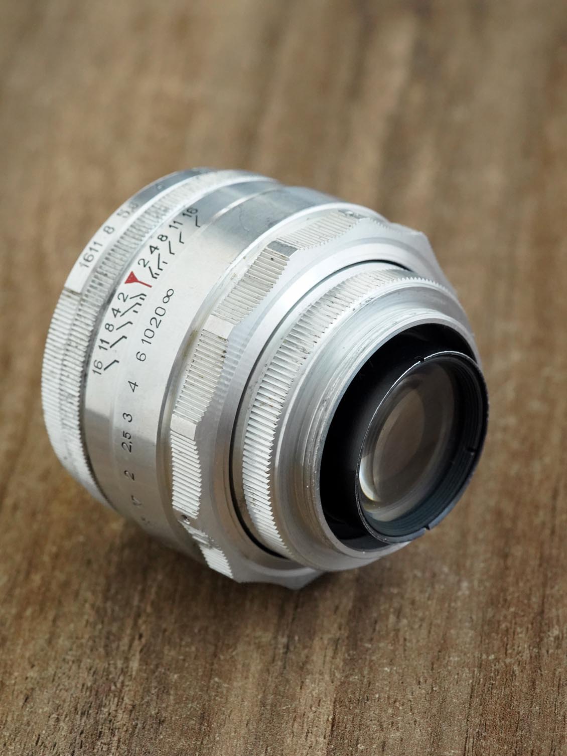 KMZ Helios-44 58mm f/2 №0017747 M39 SLR 13-blades red "P" - Image 5